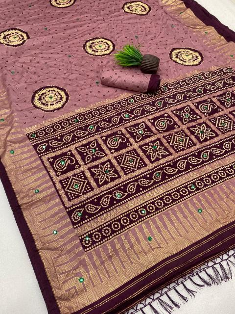 Vastrangan akshara wholesale market in surat for sarees